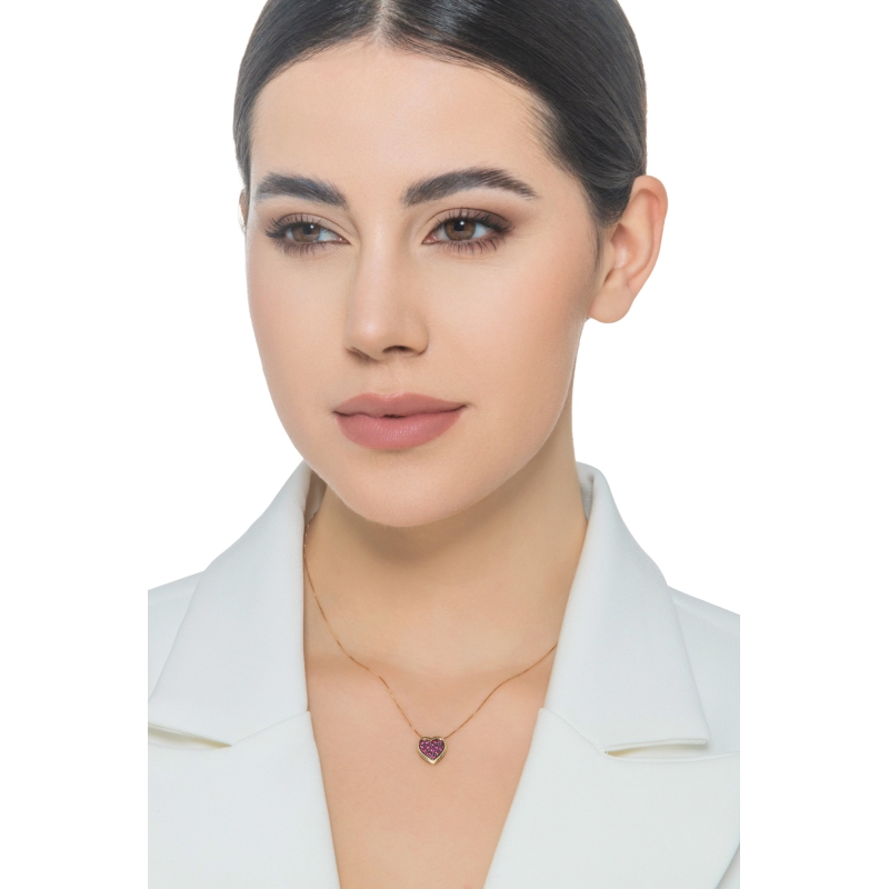 Collana in oro giallo 18k con ciondolo cuore pavè brunito con rubini