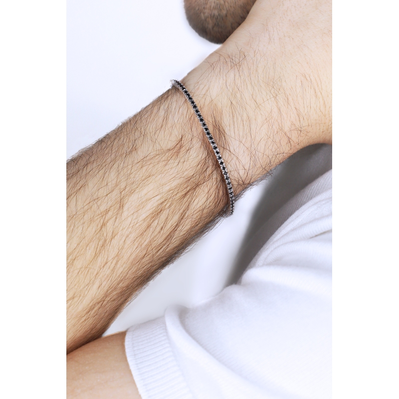 Tennis bracelet in white gold 18k with black diamonds