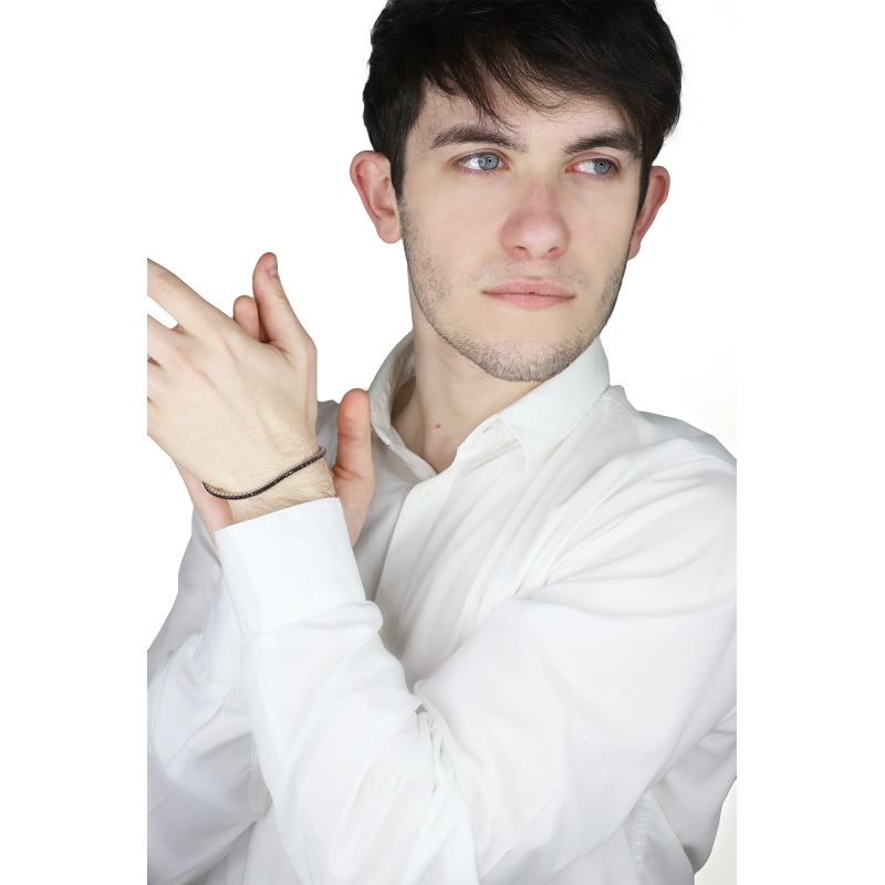 Bracciale Tennis piramide in oro Bianco 18k con Diamanti neri e punte brunite.