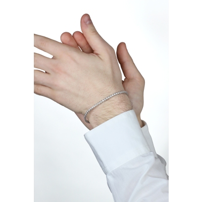 Bracciale Tennis lineare in oro Bianco 18k con Diamanti. Larghezza maglia 2,75 mm