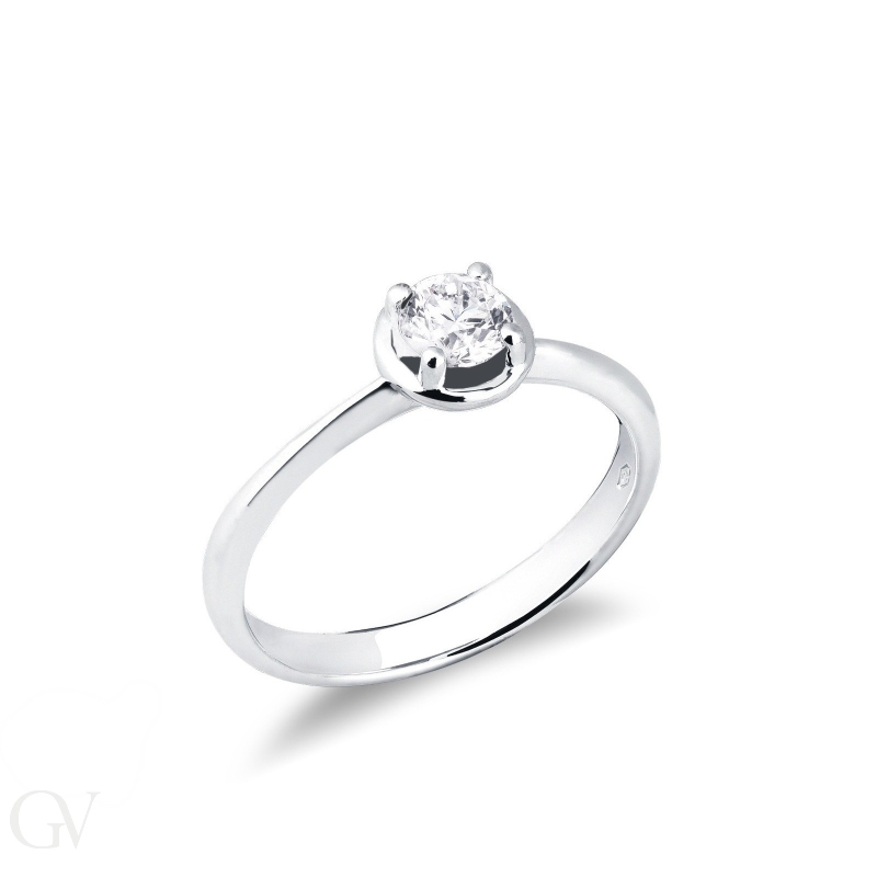 4 claw 0,30 ct solitaire diamond ring white gold 18k