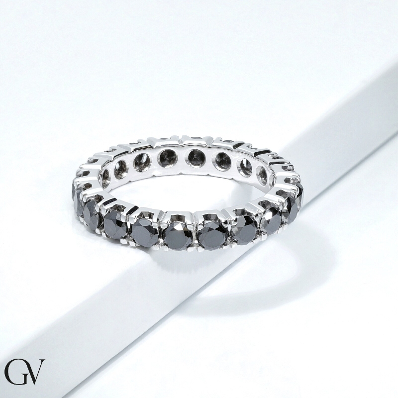 Eternity ring with black diamonds in white gold 18k 