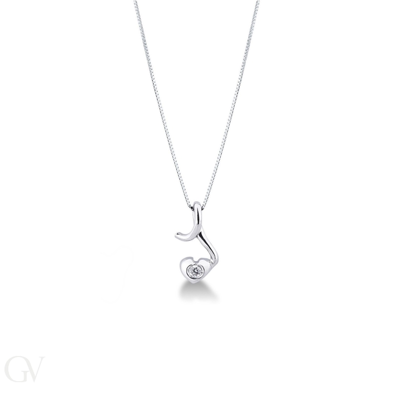 18k white gold fancy heart solitaire necklace with diamond