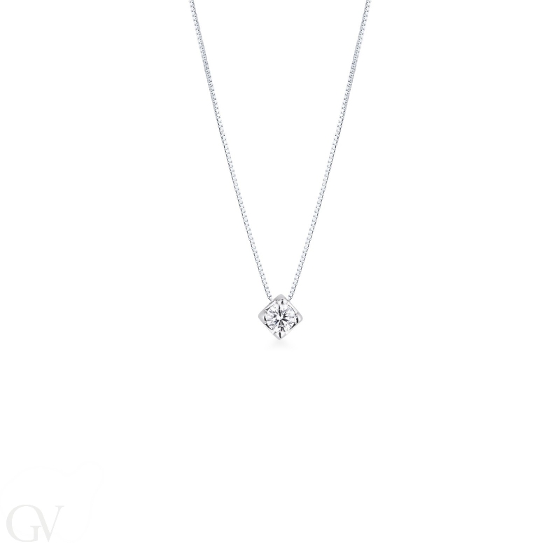 18k white gold solitaire necklace with 0.15 ct diamond