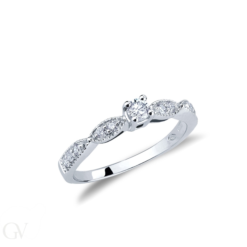 White gold 18k diamond ring