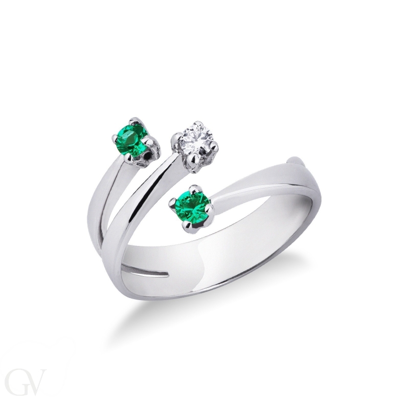 Trilogy ring white gold 18k with one diamond and emeralds