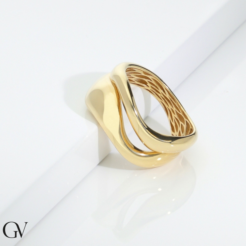 Anello ondine in oro giallo 18k