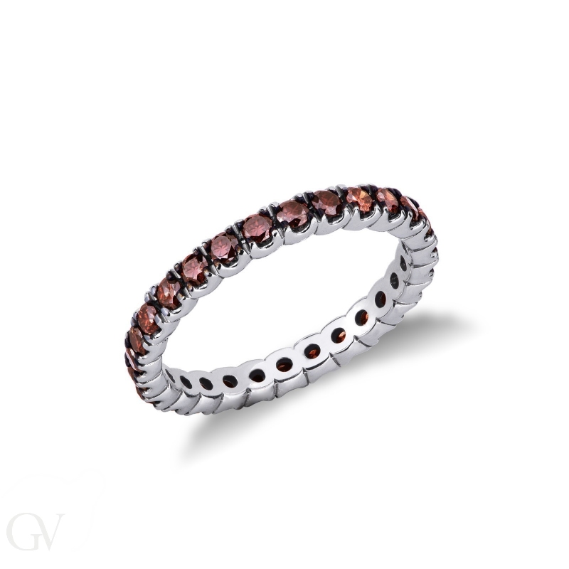 White gold 18k eternity ring with cognac diamonds and burnished tips 