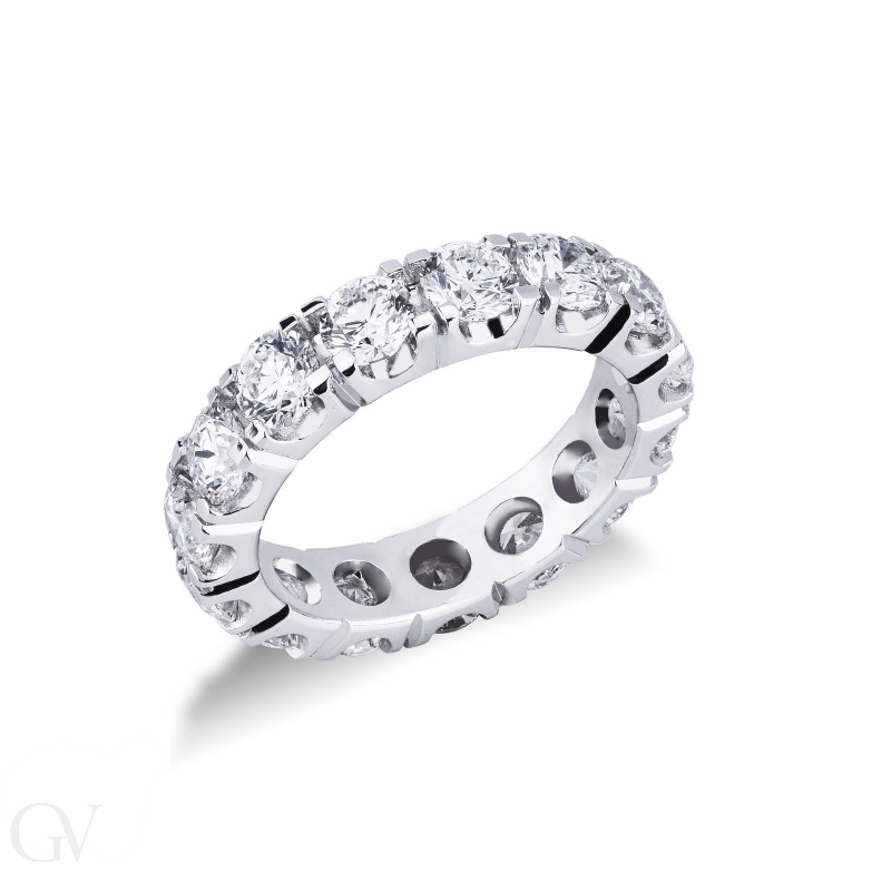 Eternity ring with diamonds 18k white gold