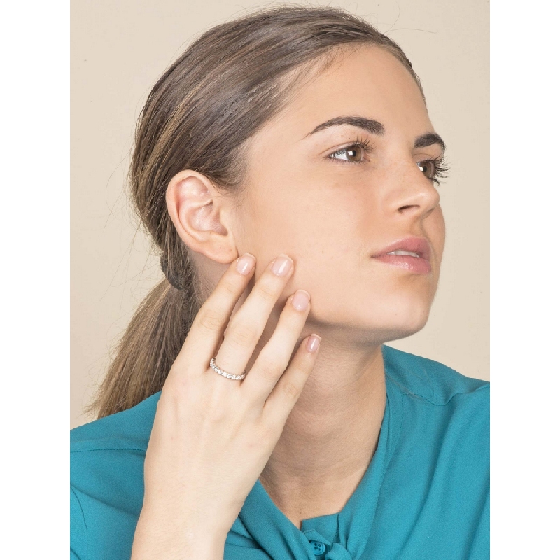 Anello modello Eternity con Diamanti in Oro Bianco 18k 