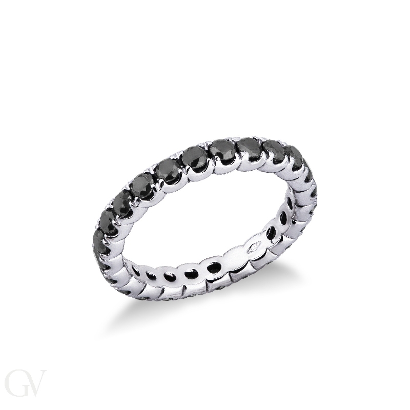 18k white gold eternity ring with black diamonds 