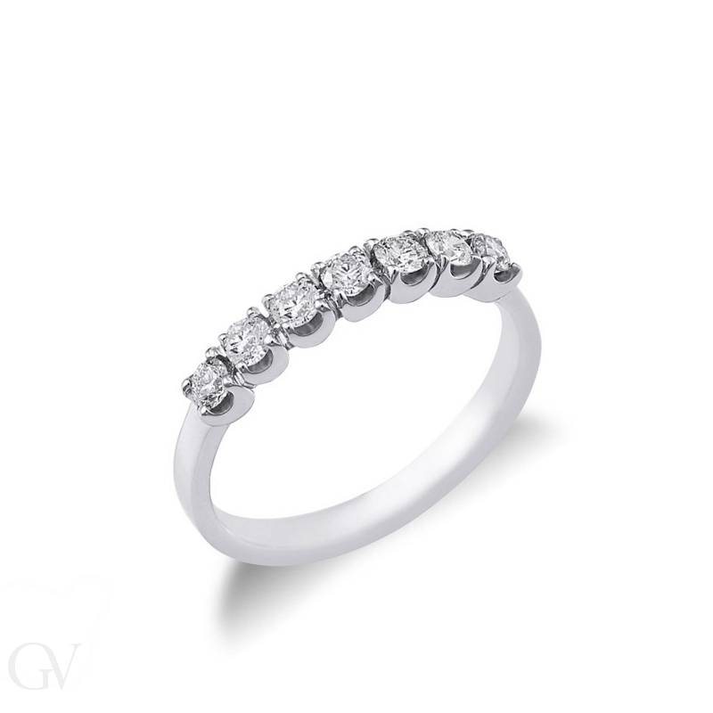 White gold 18k 7 diamonds half eternity ring 0,50 ct 