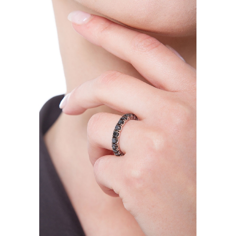 18k white gold eternity ring with black diamonds 