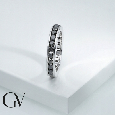 White gold 18k Full channel eternity ring with black diamonds 