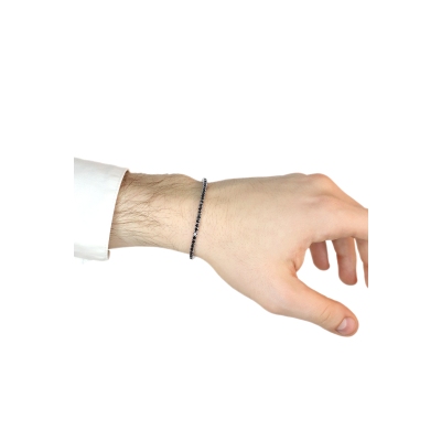 Tennis bracelet in 18k white gold with black diamonds