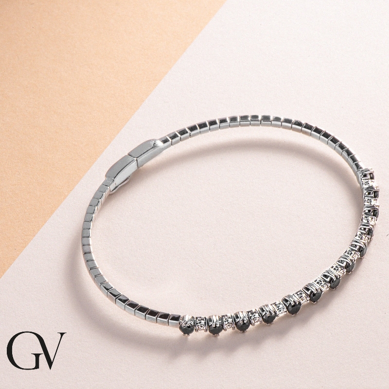 Rigid bracelet with black and white diamonds