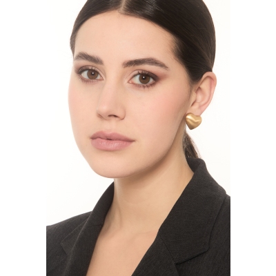 Orecchini a cuore satinati in oro giallo 18k