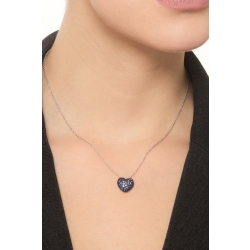 Collana in oro 18k con ciondolo cuore bombato in zaffiri blu 2