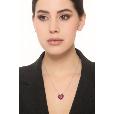 Collana in oro 750 con ciondolo cuore pavè in rubini