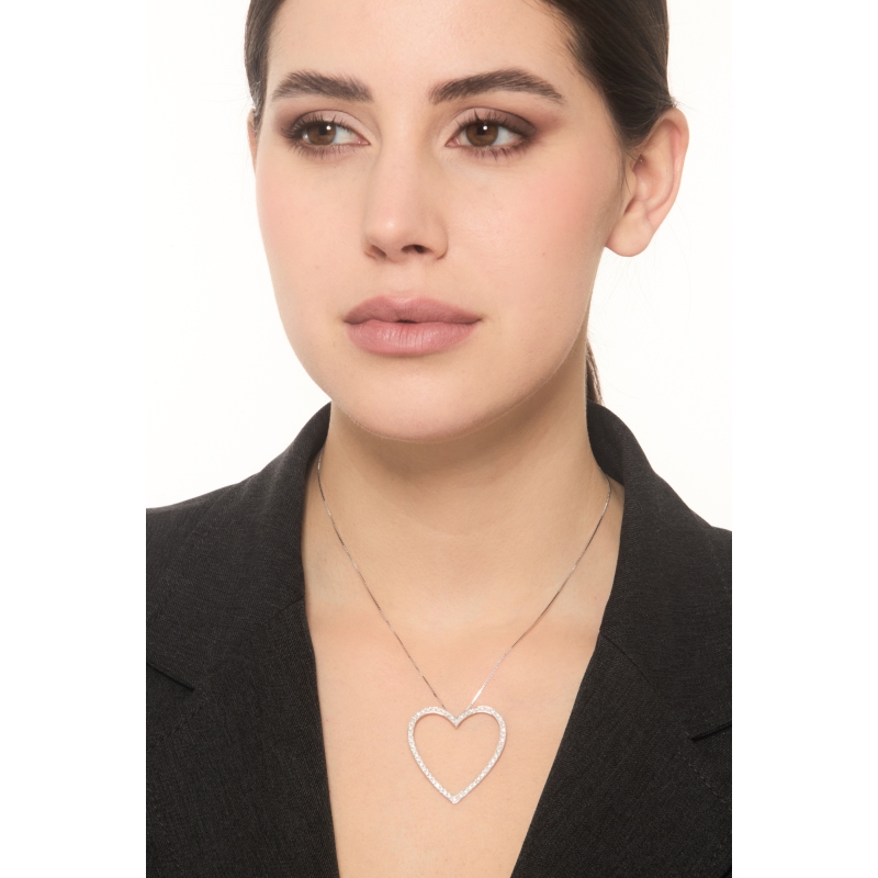 Collana in oro bianco 750 con cuore grande in diamanti