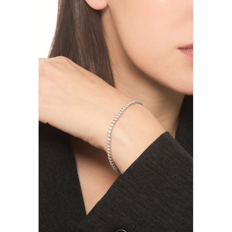 Bracciale Tennis lineare in oro Bianco 18k con Diamanti. Larghezza maglia 2,75 mm