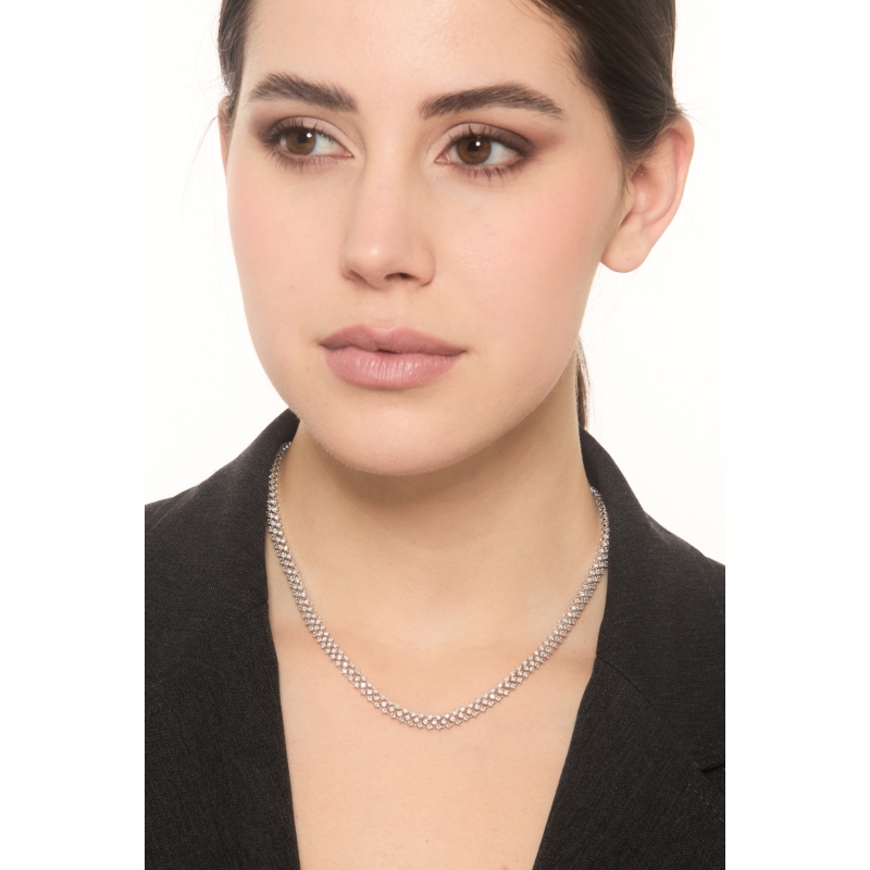 Collana design diamanti in oro bianco 18k