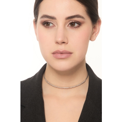 Choker in oro bianco 18k con diamanti