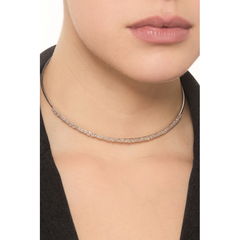 Choker in oro bianco 18k con diamanti