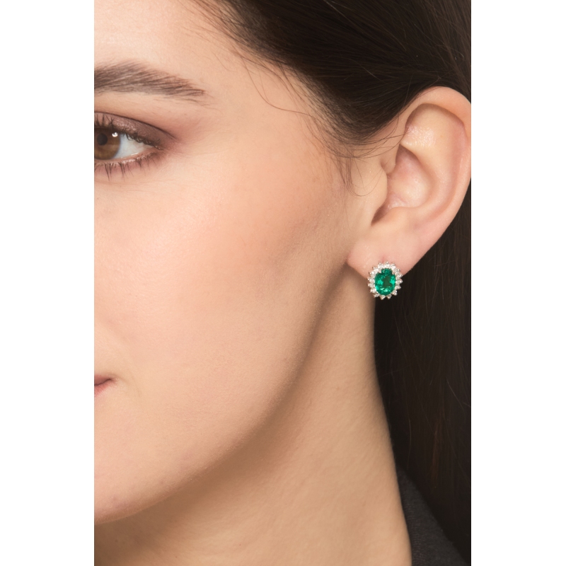 ORECCHINI CONTORNO CON SMERALDI mm8x6 circa E 16BRILL  (N2609)