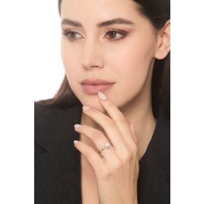 Anello in oro bianco 18k con diamante IGI, 1,00 ct