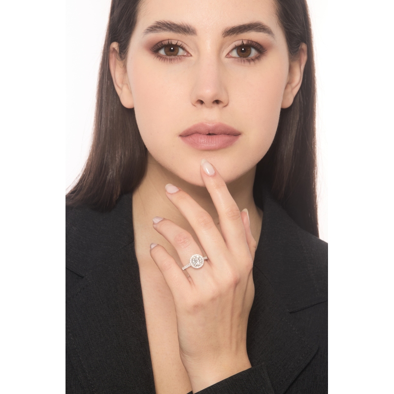 Anello con diamante 2.00ct IGI in oro bianco 18k