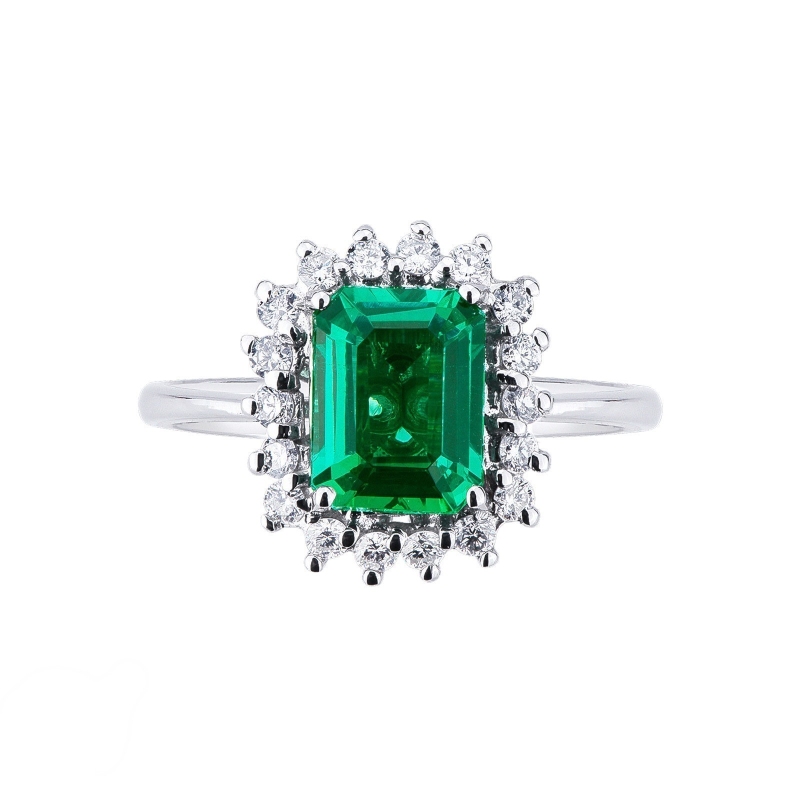 18k white gold halo ring with emerald and diamonds 