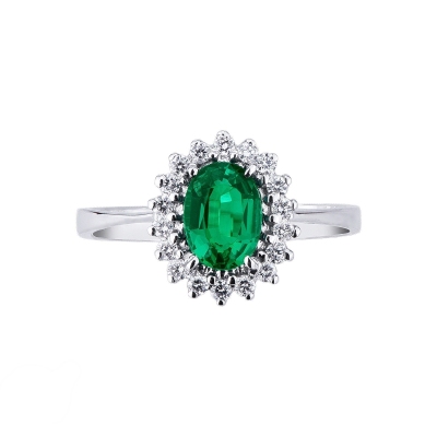 White gold 18k halo ring with diamonds and emerald oval cut 