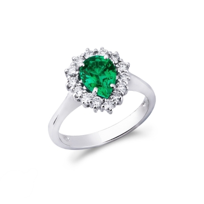 White gold 18k halo ring with diamonds and emerald 