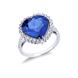 Halo ring white gold 18k with a blue sapphire heart cut and diamonds