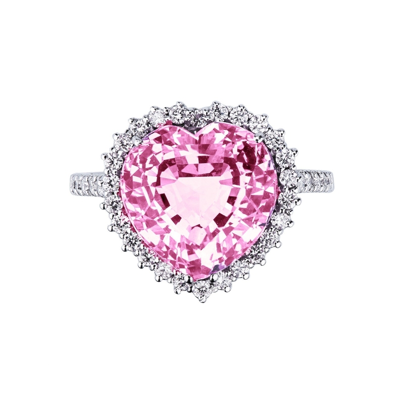 White gold 18k ring with pink sapphire heart cut and halo diamonds