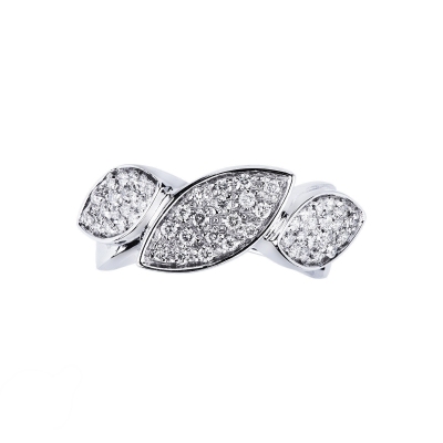 Diamond pavé ring in white gold 18k