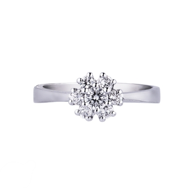 Diamonds flower ring in white gold 18k 