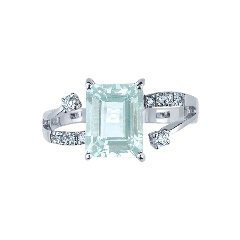 Ring white gold 18k with aquamarine and diamonds 