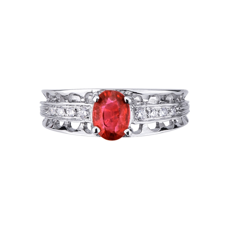 18k white gold ring with a central ruby and diamonds 