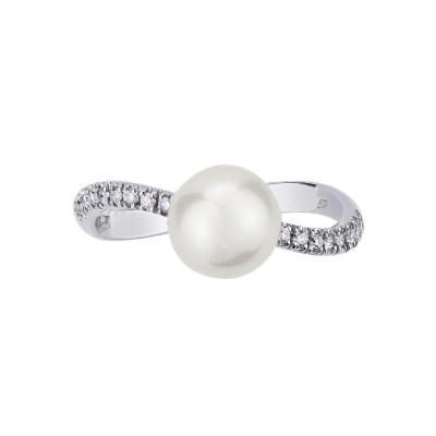 White gold 18k curved ring with a natural pearl and diamonds 