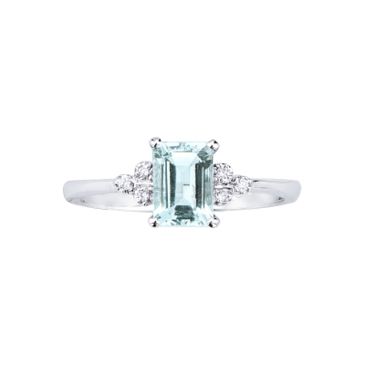 Anello con pietra acquamarina e diamanti oro bianco 18k