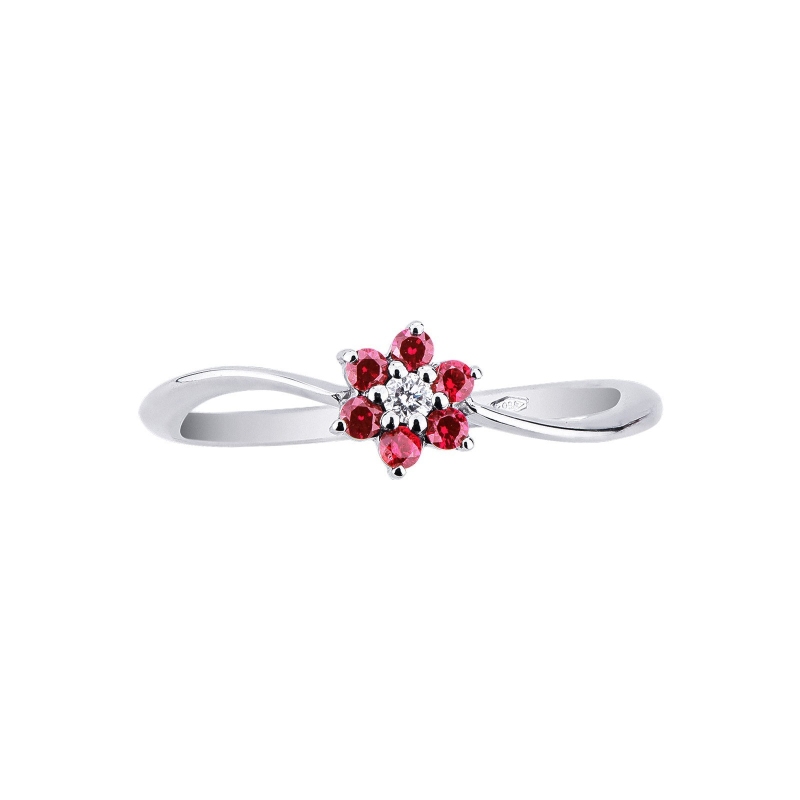 White gold 18k ring with diamonds and rubies 