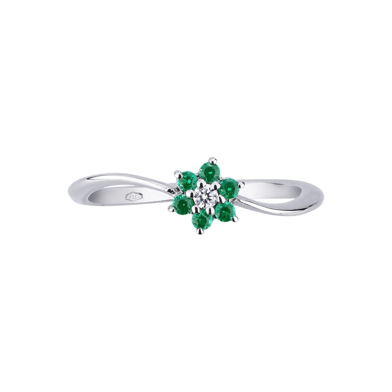 18k white gold ring with diamonds and emeralds