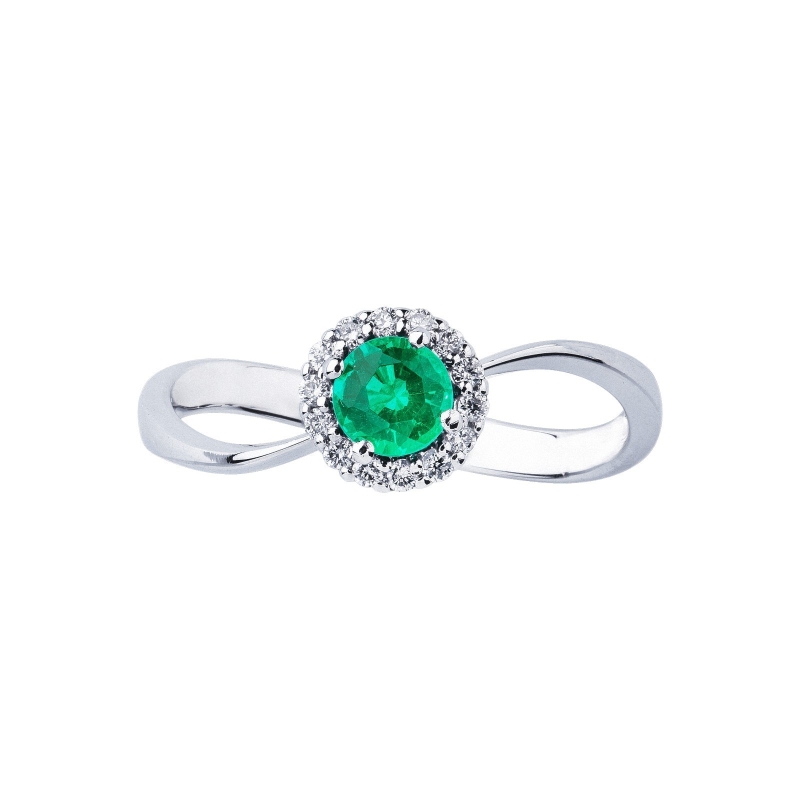 White gold 18k ring with central emerald and halo diamonds 