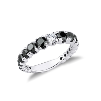 White gold 18k ring with one white diamond and black diamonds 