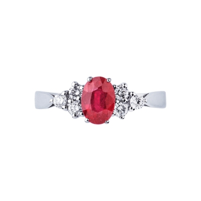 18k white gold with central ruby and three diamonds each side 