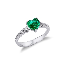 Band ring in white gold 18k with emerald heart cut and diamonds 