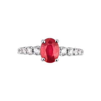 Ring 18k white gold with ruby and diamonds
