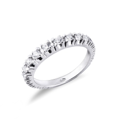 Half eternity ring with diamonds 
